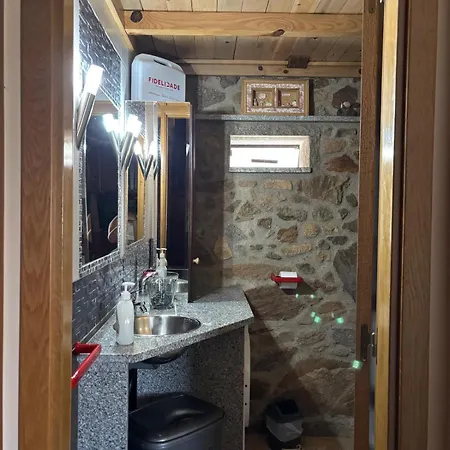 Casa Cabeco Do Barragao Nyaraló Fundão